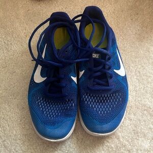 Nike run free, blue and green, size 4.5